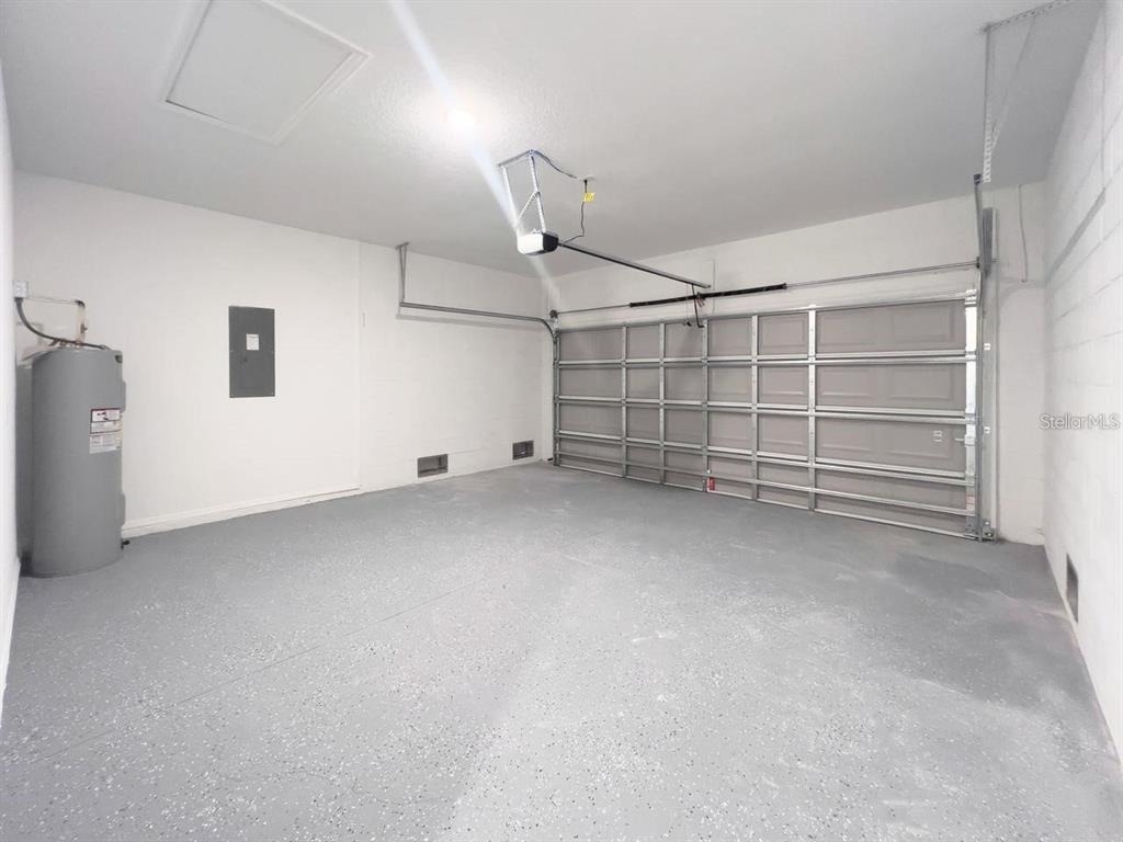 1580 East Parkway - Photo 10