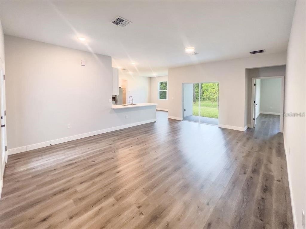 1580 East Parkway - Photo 1