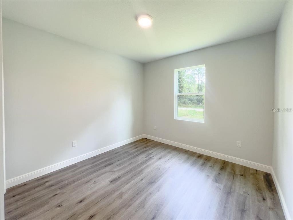 1580 East Parkway - Photo 9