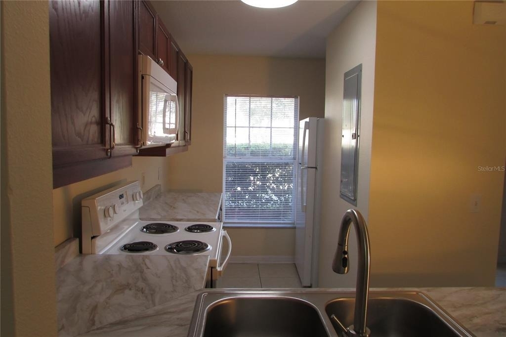 261 Autumn Lane - Photo 4