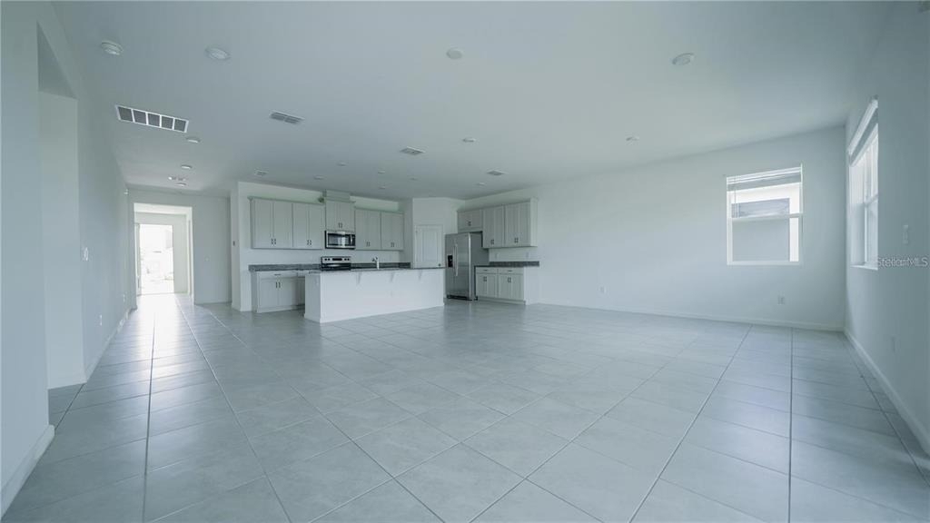 1194 Boardwalk Place - Photo 2