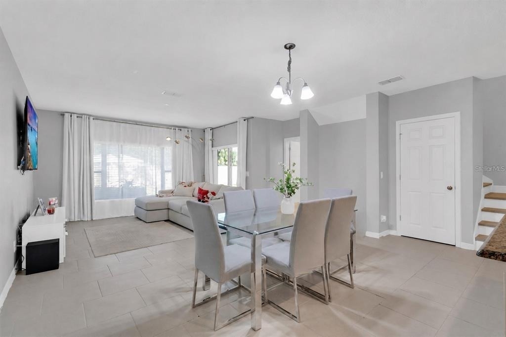 1739 Kato Way - Photo 3