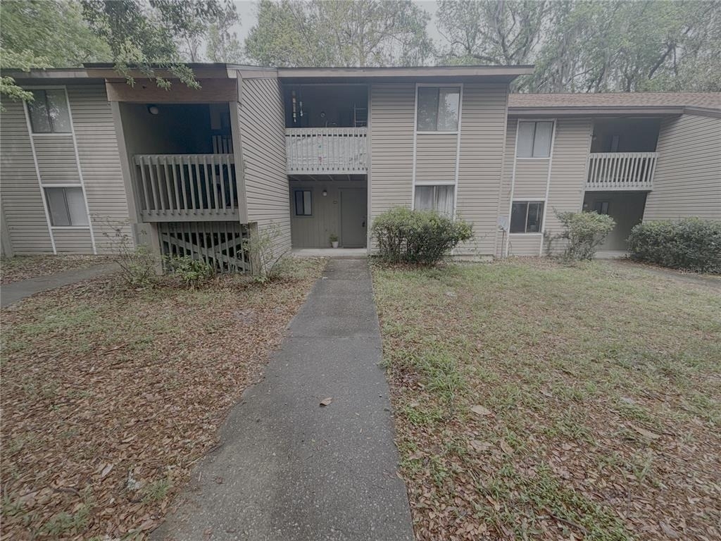 81 Se 16th Avenue - Photo 0