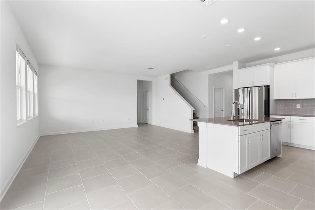 5786 Stephens Road - Photo 7