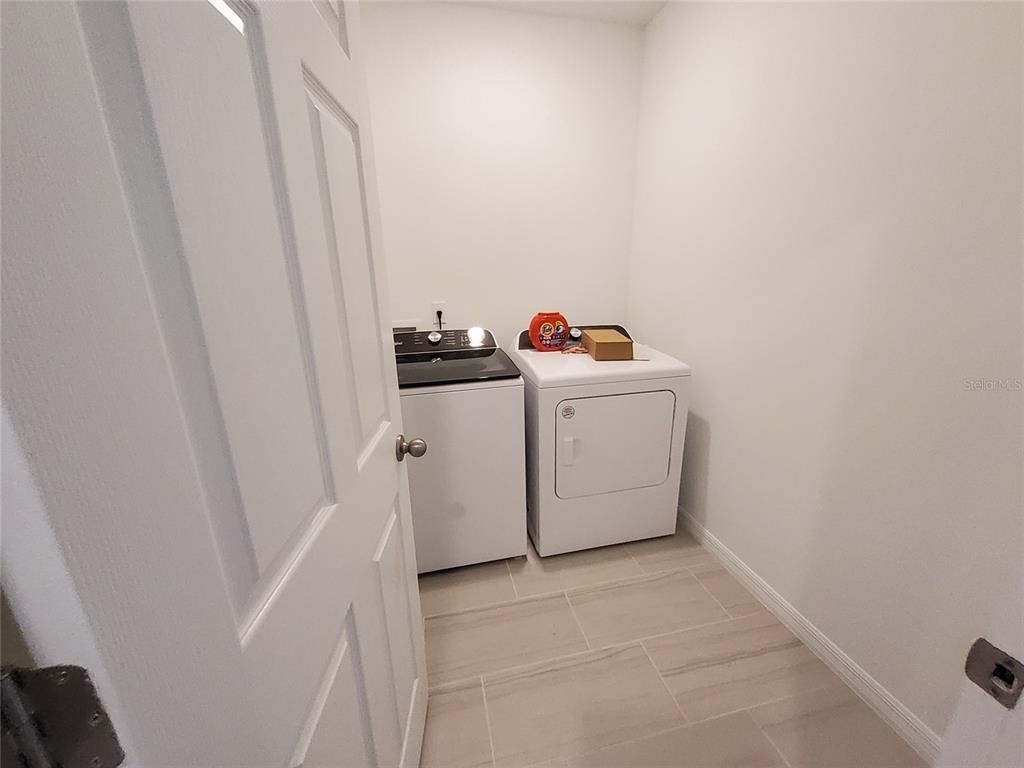 3166 Viceroy Court - Photo 16