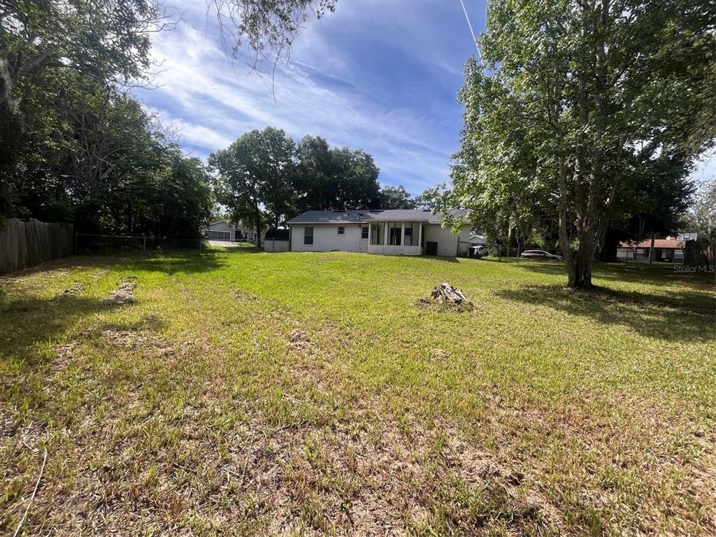 214 Bluefield Avenue - Photo 5