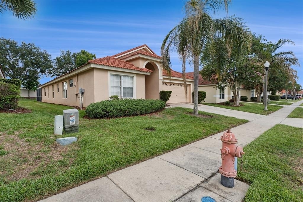 1346 Solana Circle - Photo 1