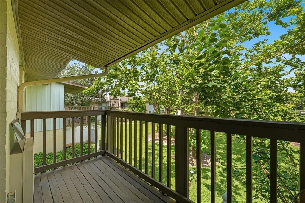 1695 Lee Road - Photo 13