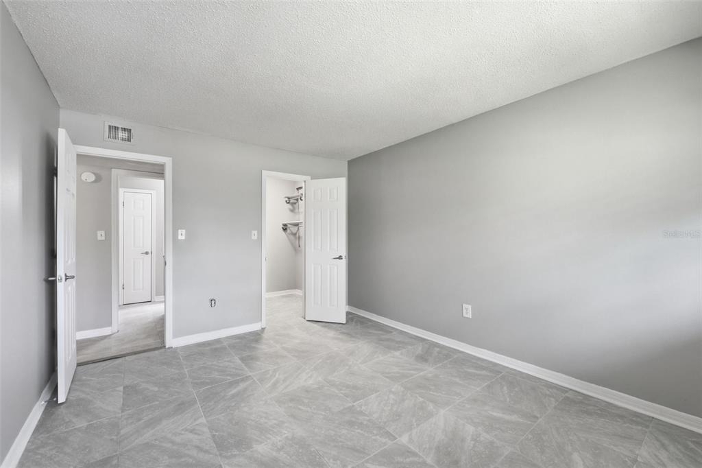 1695 Lee Road - Photo 16