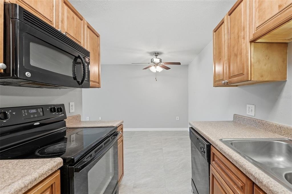 1695 Lee Road - Photo 5