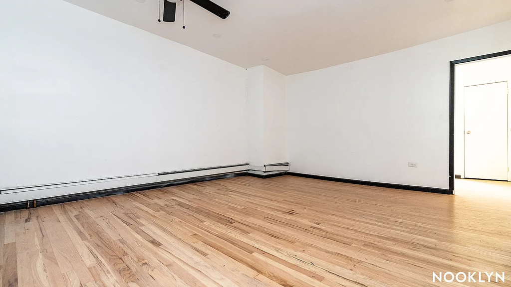 191 Graham Ave - Photo 13