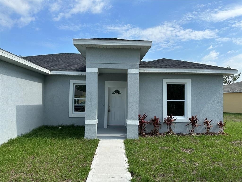 149 Maple Drive - Photo 1