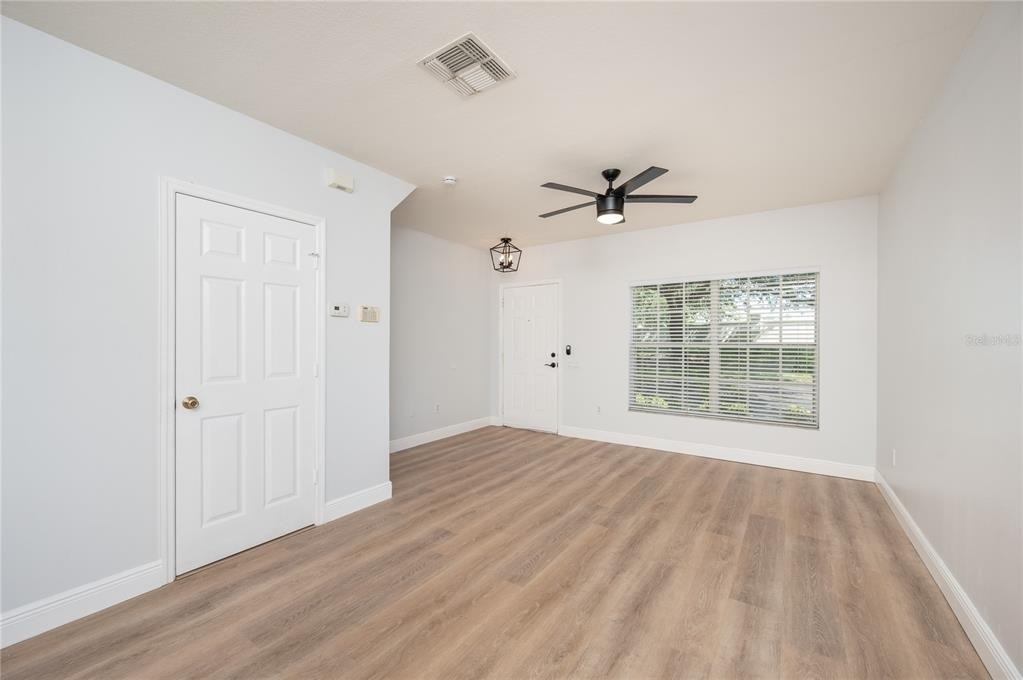 1150 Vineland Place - Photo 4