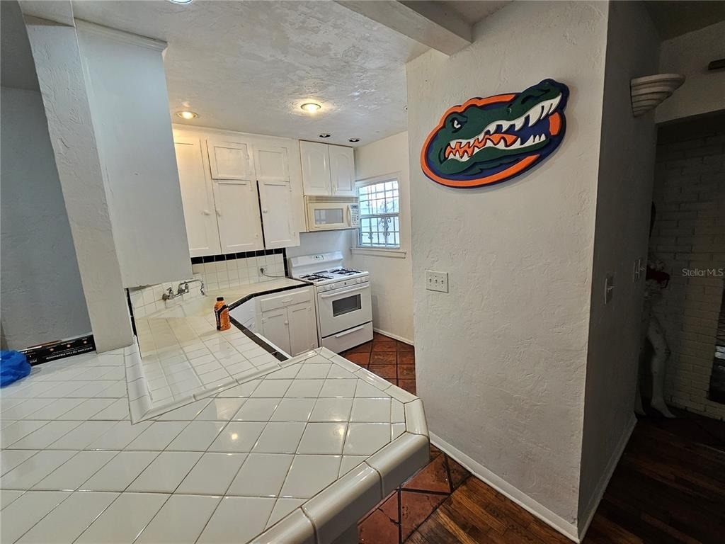 1822 Nw 6th Avenue - Photo 8