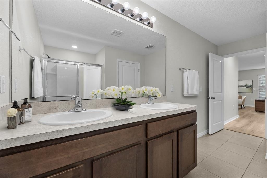 896 Nw 253rd Drive - Photo 8