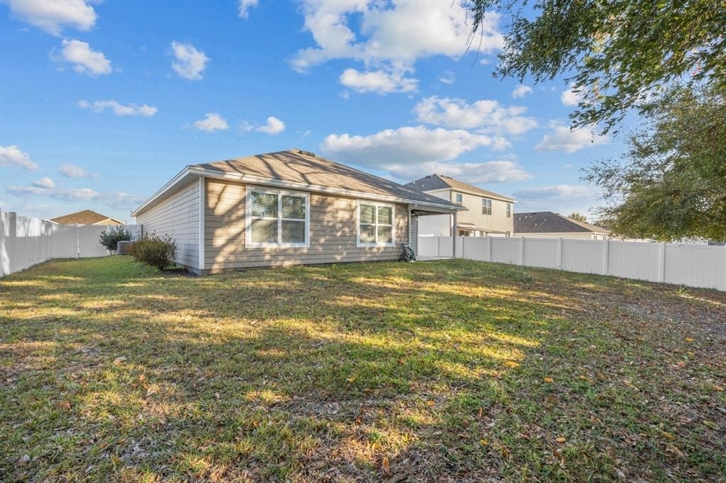 896 Nw 253rd Drive - Photo 16