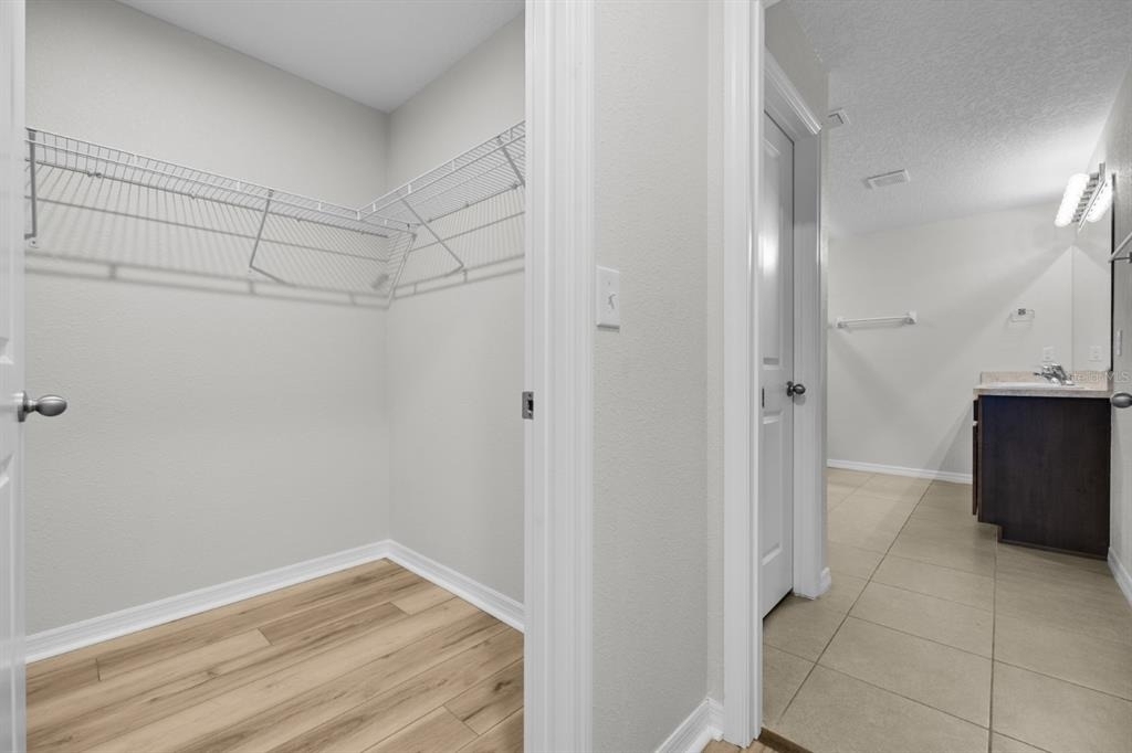 896 Nw 253rd Drive - Photo 10