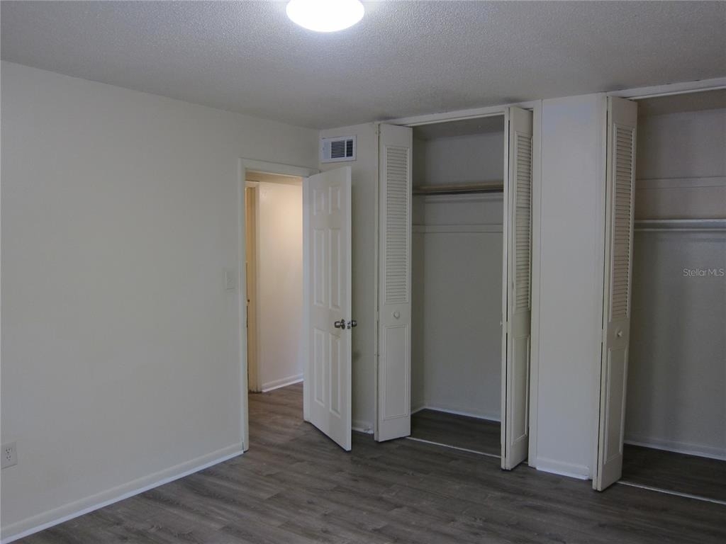 300 Nw 20th Avenue - Photo 1