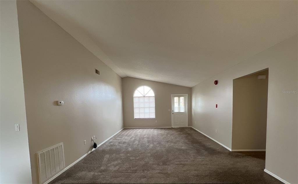 319 Oak Track Drive - Photo 4