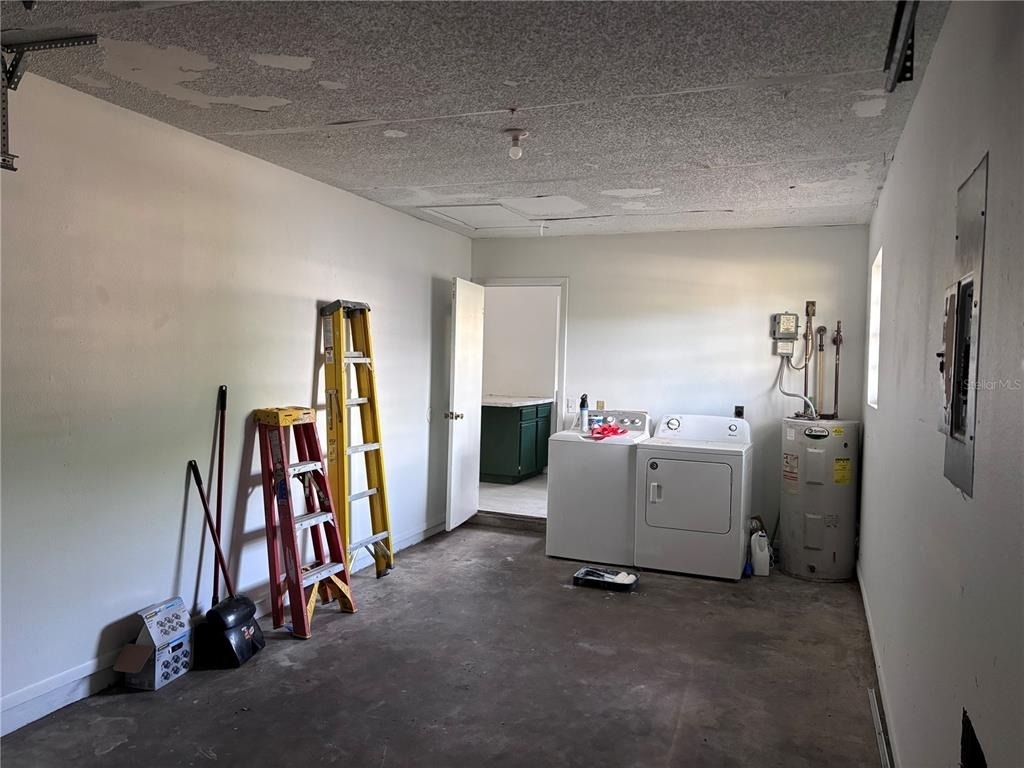 1028 Hickory Road - Photo 15