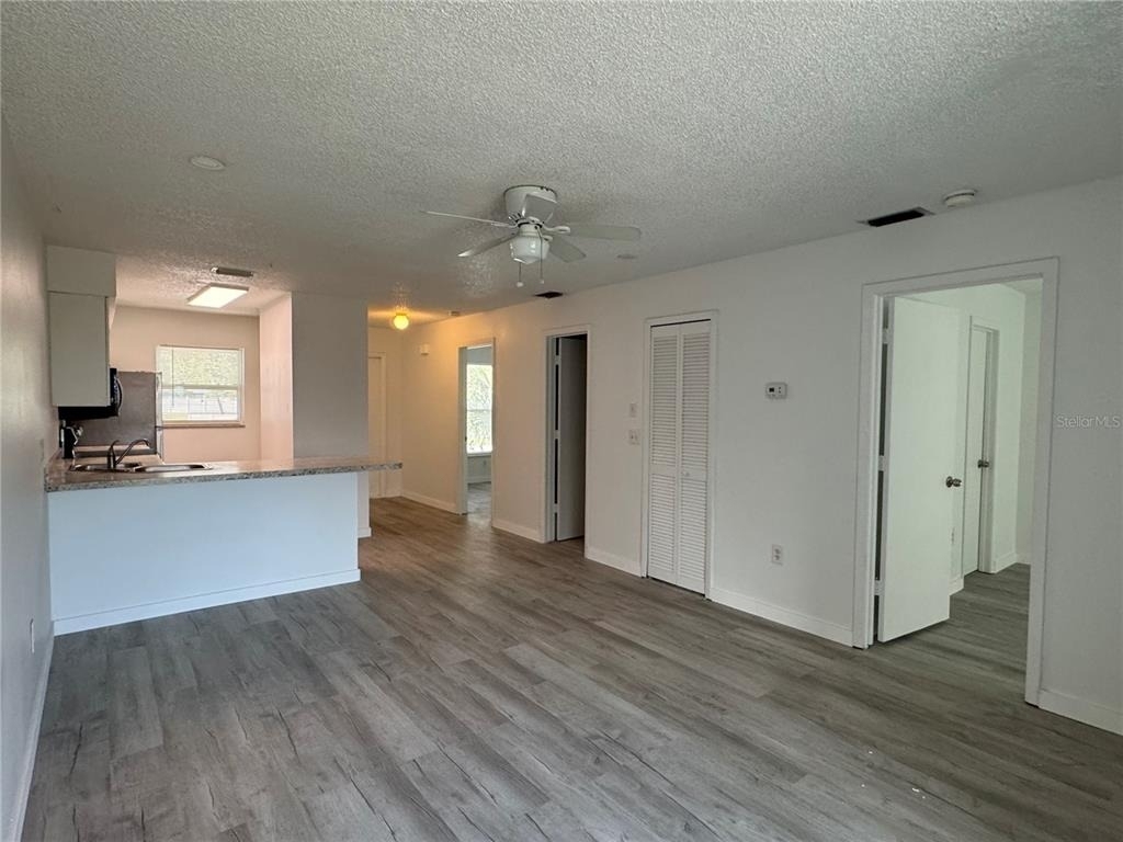 6428 Hamlet Drive - Photo 15