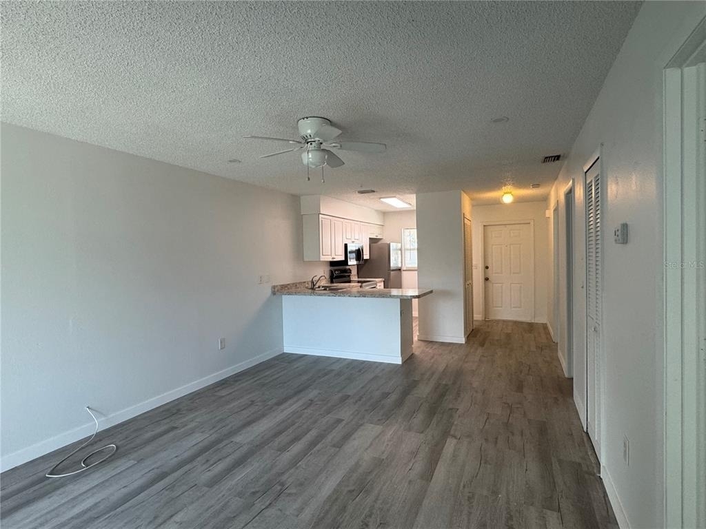 6428 Hamlet Drive - Photo 12