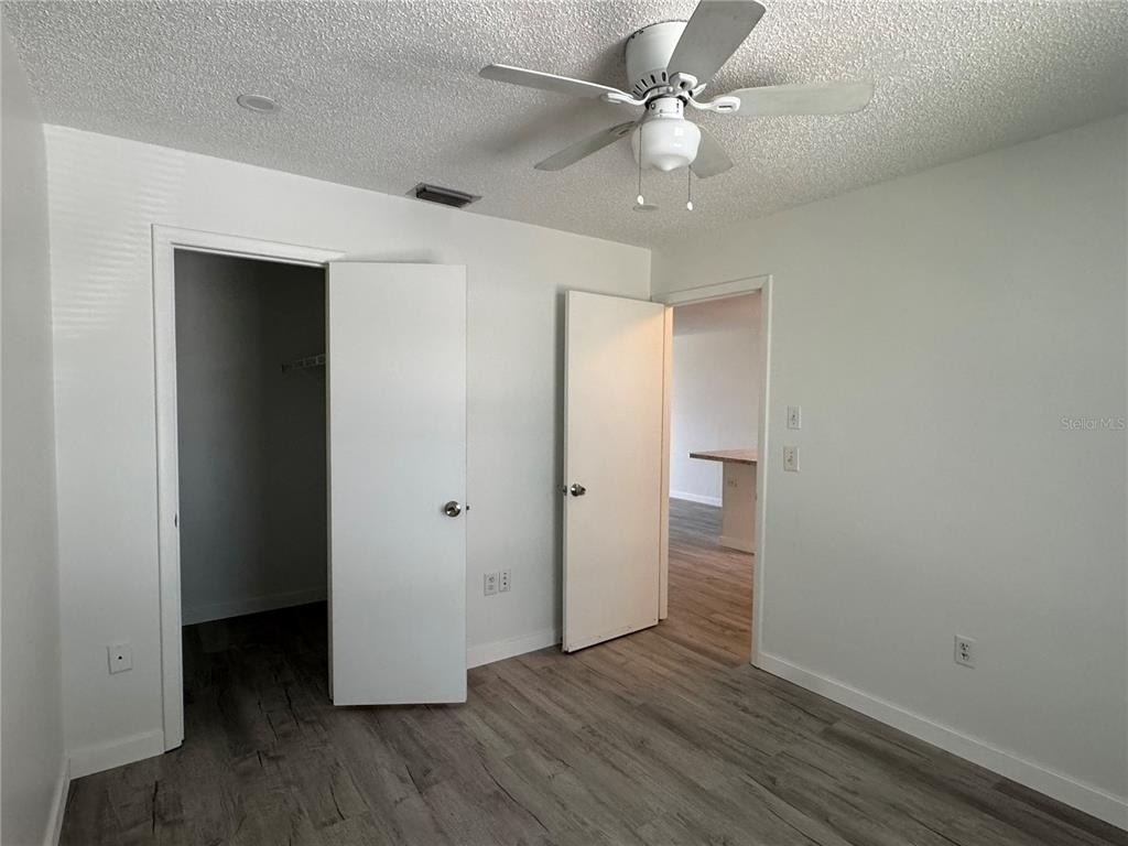 6428 Hamlet Drive - Photo 8