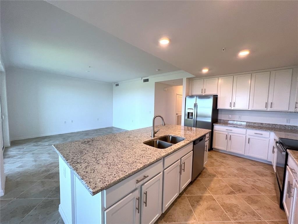 14041 Heritage Landing Boulevard - Photo 7