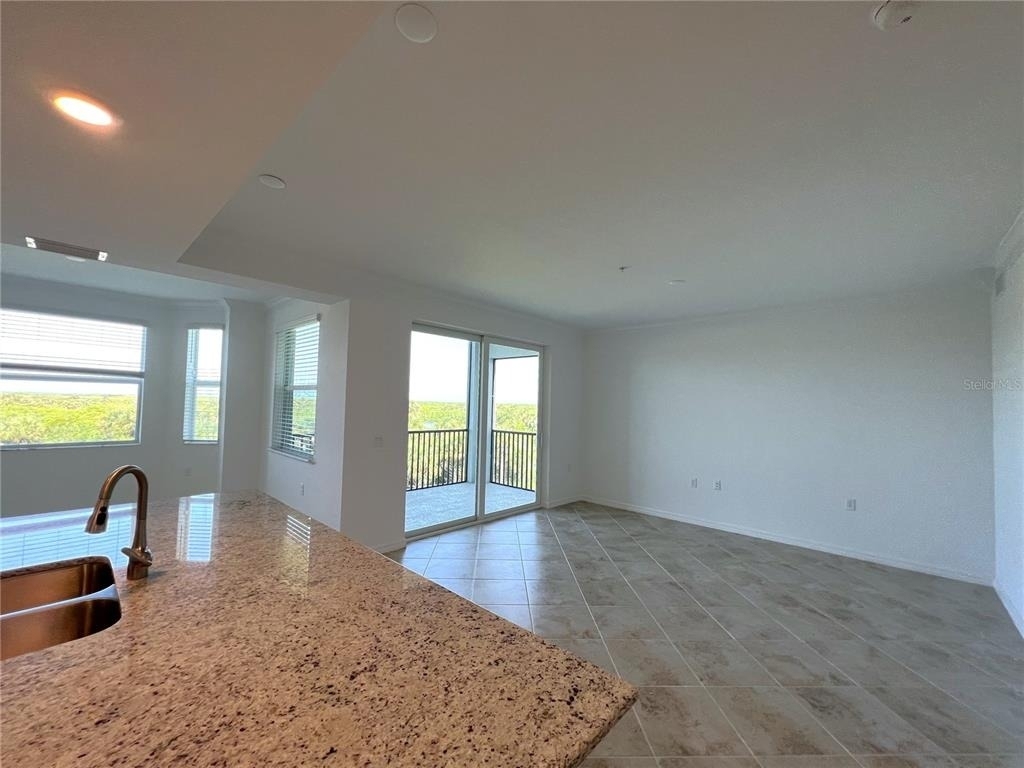 14041 Heritage Landing Boulevard - Photo 9