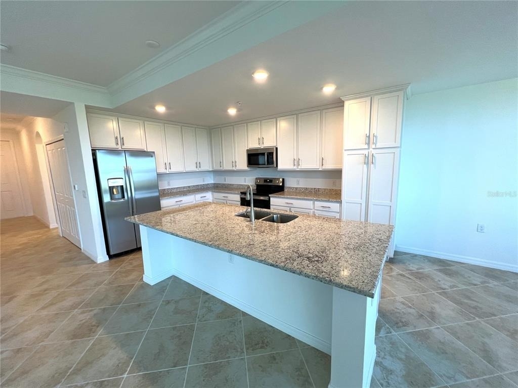 14041 Heritage Landing Boulevard - Photo 3