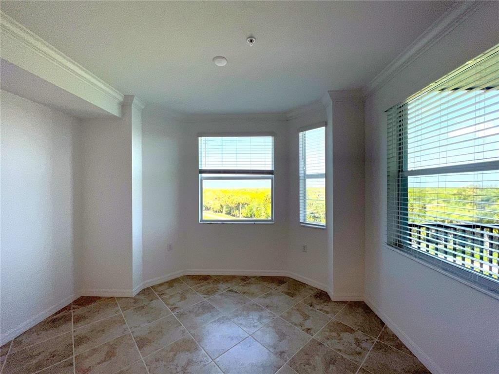 14041 Heritage Landing Boulevard - Photo 5