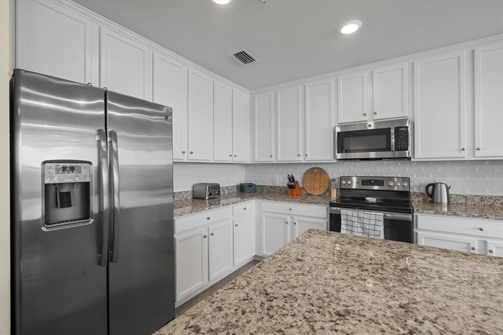 17118 Vardon Terrace - Photo 8