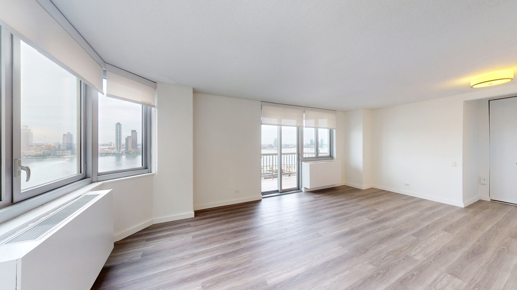 401 E 34th St - Photo 2