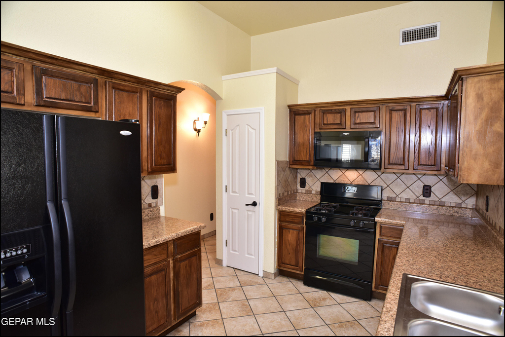12636 Crystal Ridge Street - Photo 14
