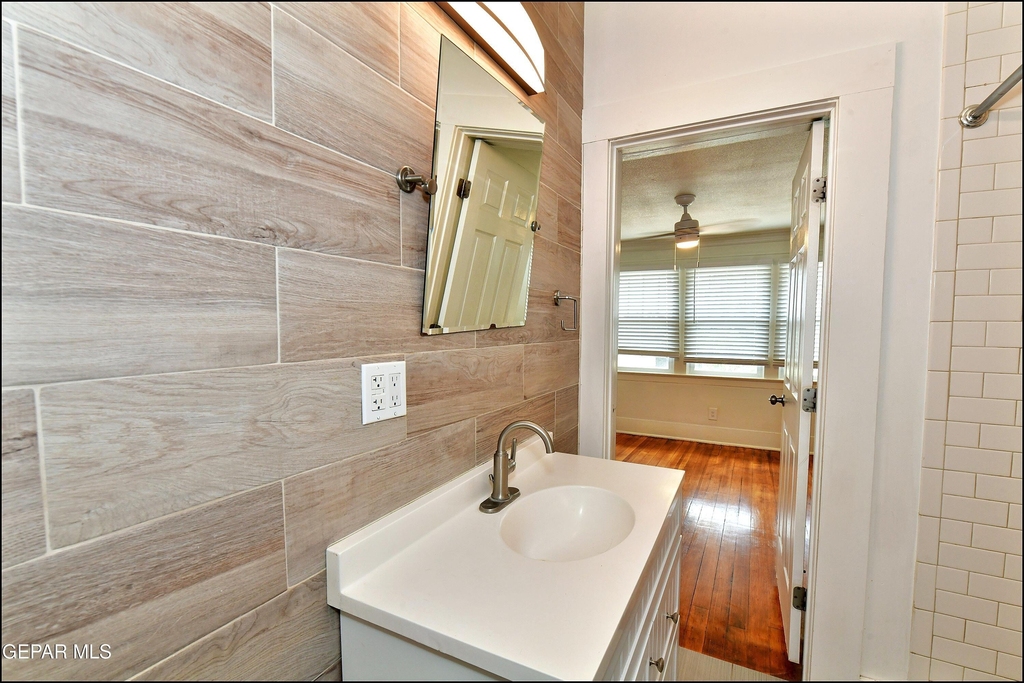 2906 Wheeling Avenue - Photo 26