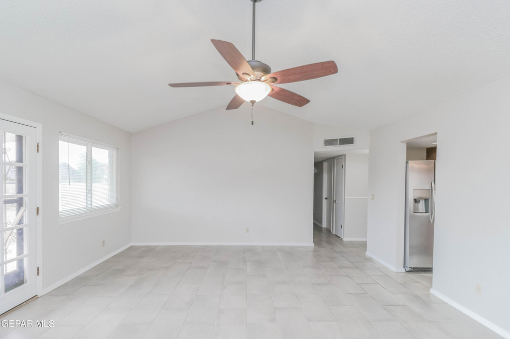 11052 Middledale Street - Photo 12