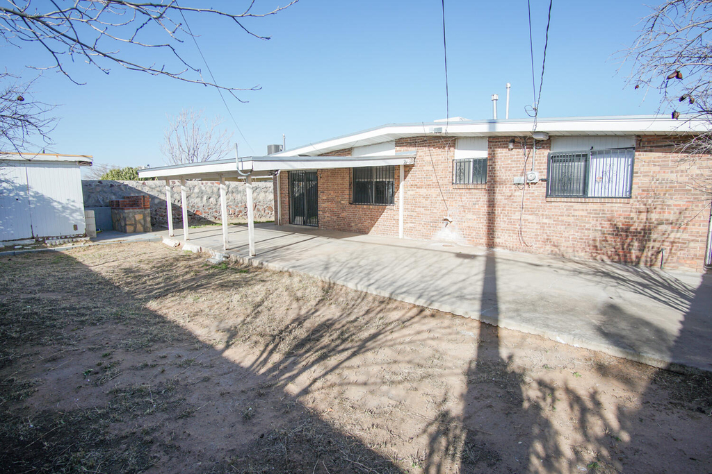 10109 Milan Street - Photo 25