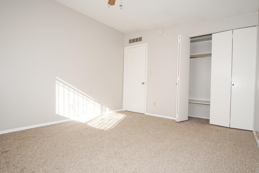10109 Milan Street - Photo 19