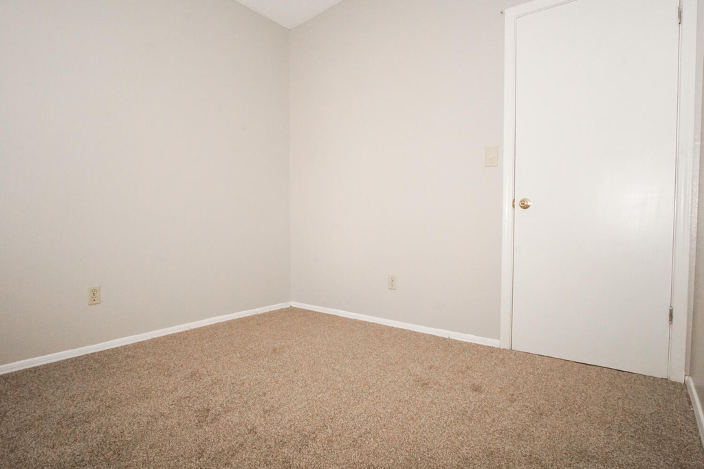 10109 Milan Street - Photo 15