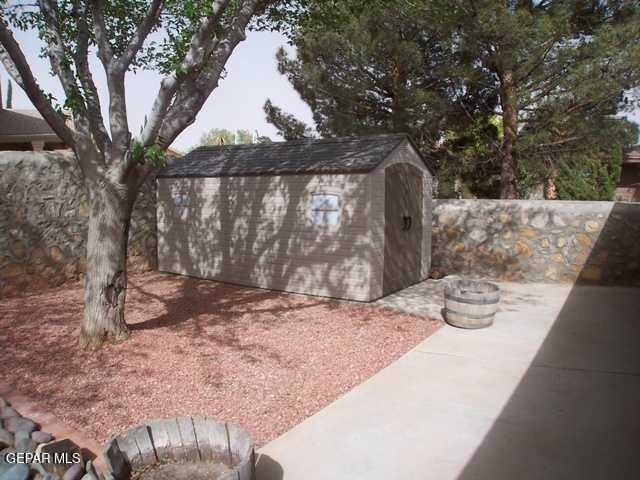 1633 Charles Owens Drive E - Photo 26