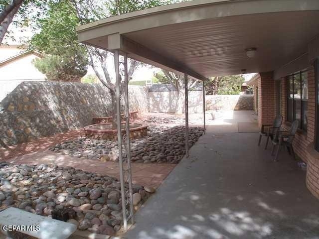 1633 Charles Owens Drive E - Photo 22
