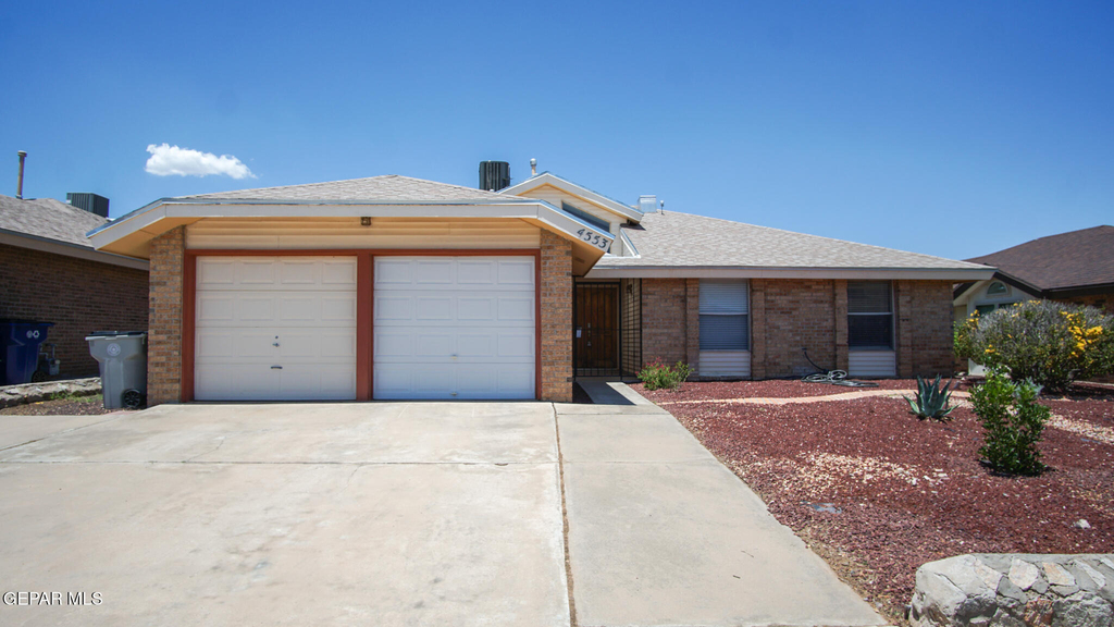 4553 Gen Maloney Circle - Photo 0