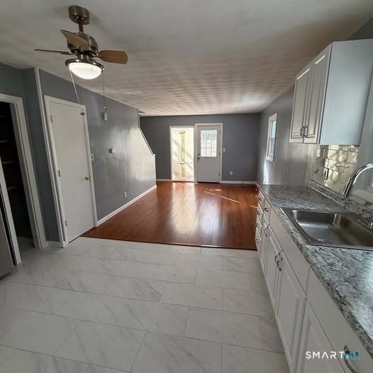 290 Priscilla Street - Photo 0