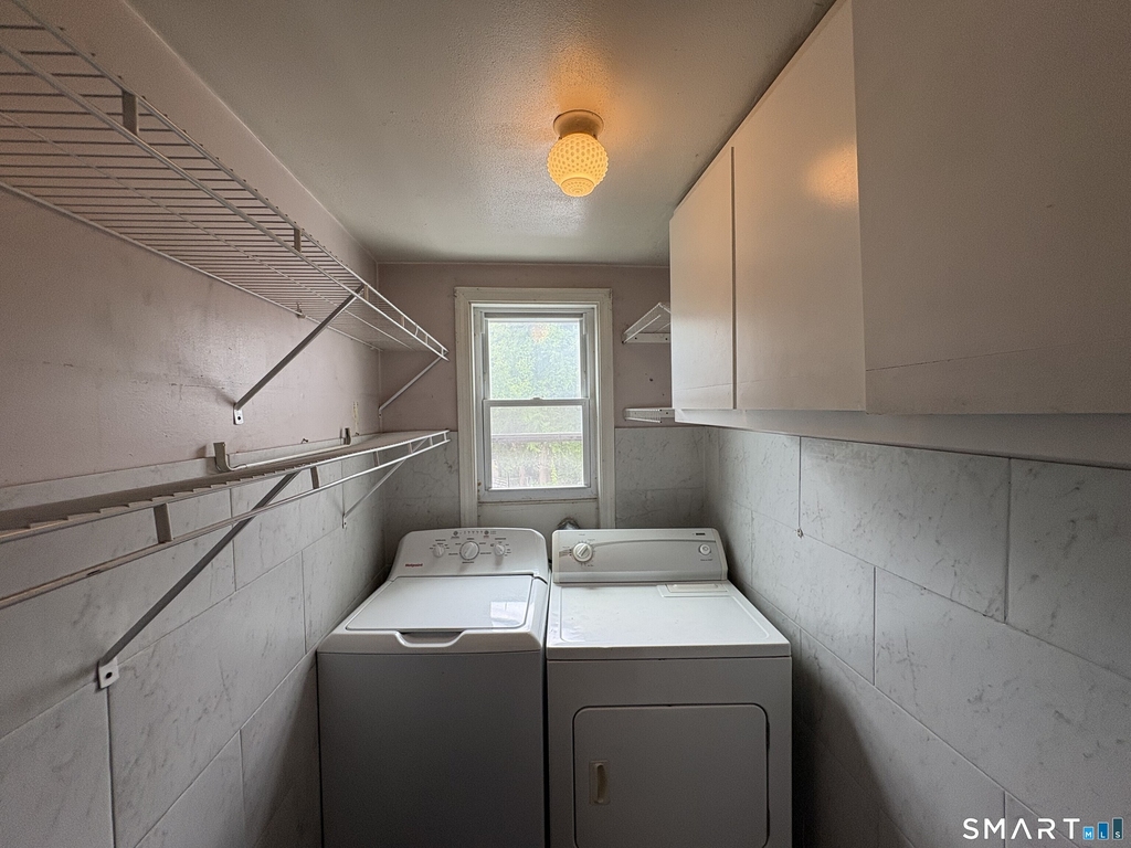 8 Erwin Place - Photo 16
