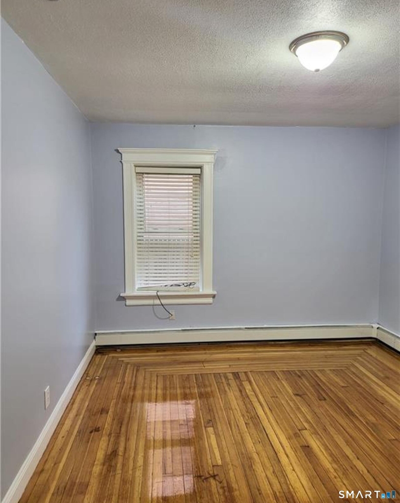 8 Erwin Place - Photo 9
