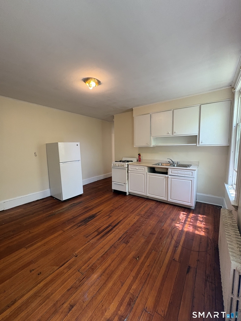 196 Norton Street - Photo 5
