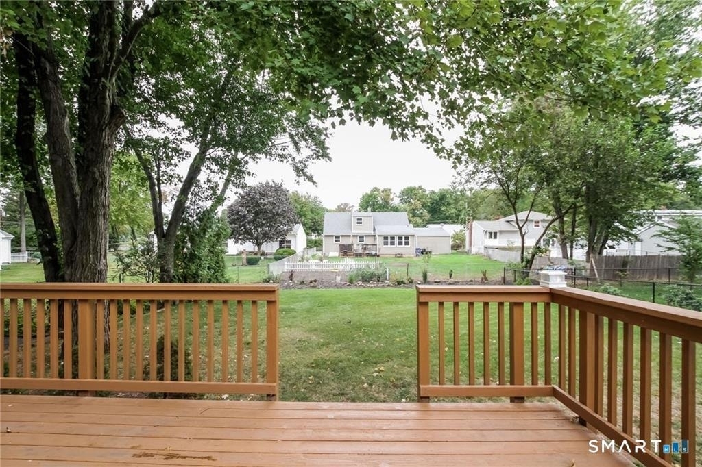 18 Whiteside Street - Photo 3