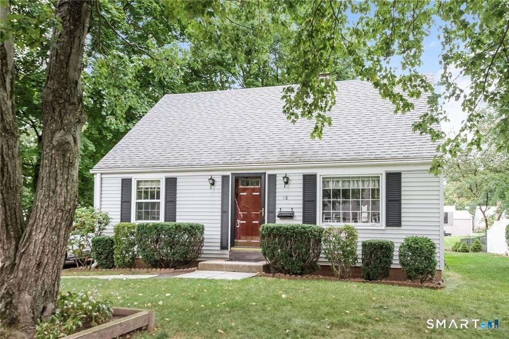 18 Whiteside Street - Photo 0