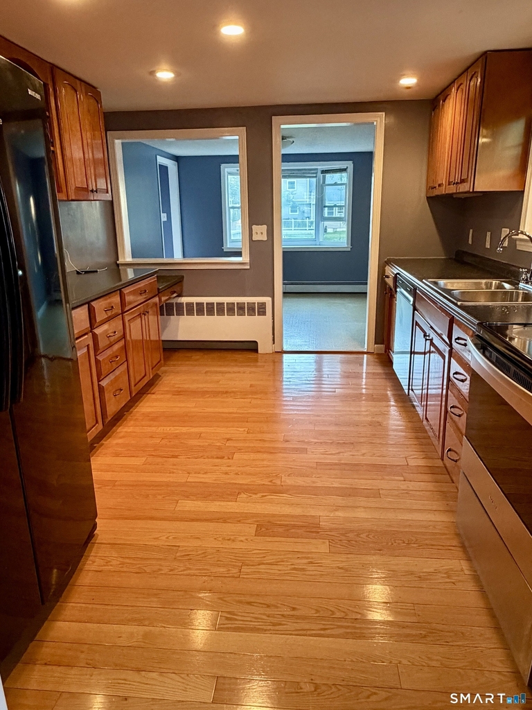 18 Whiteside Street - Photo 10