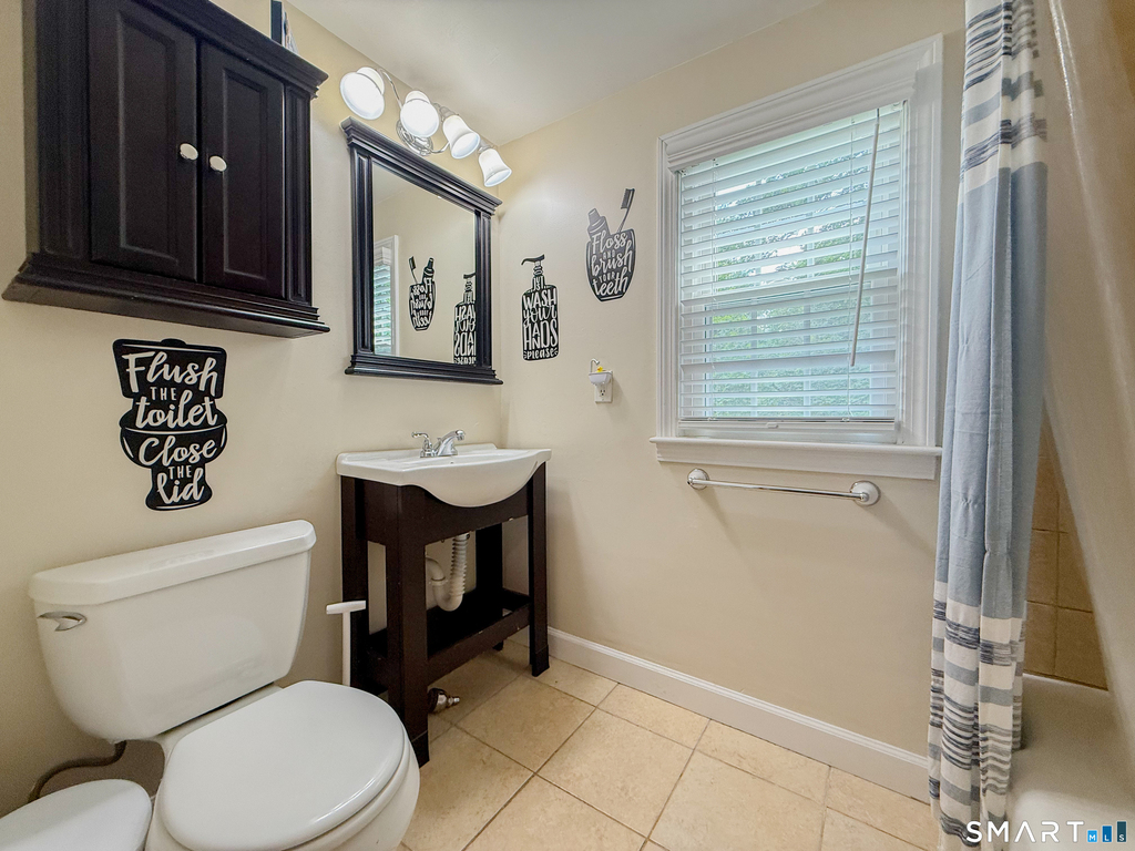1657 Farmington Avenue - Photo 9